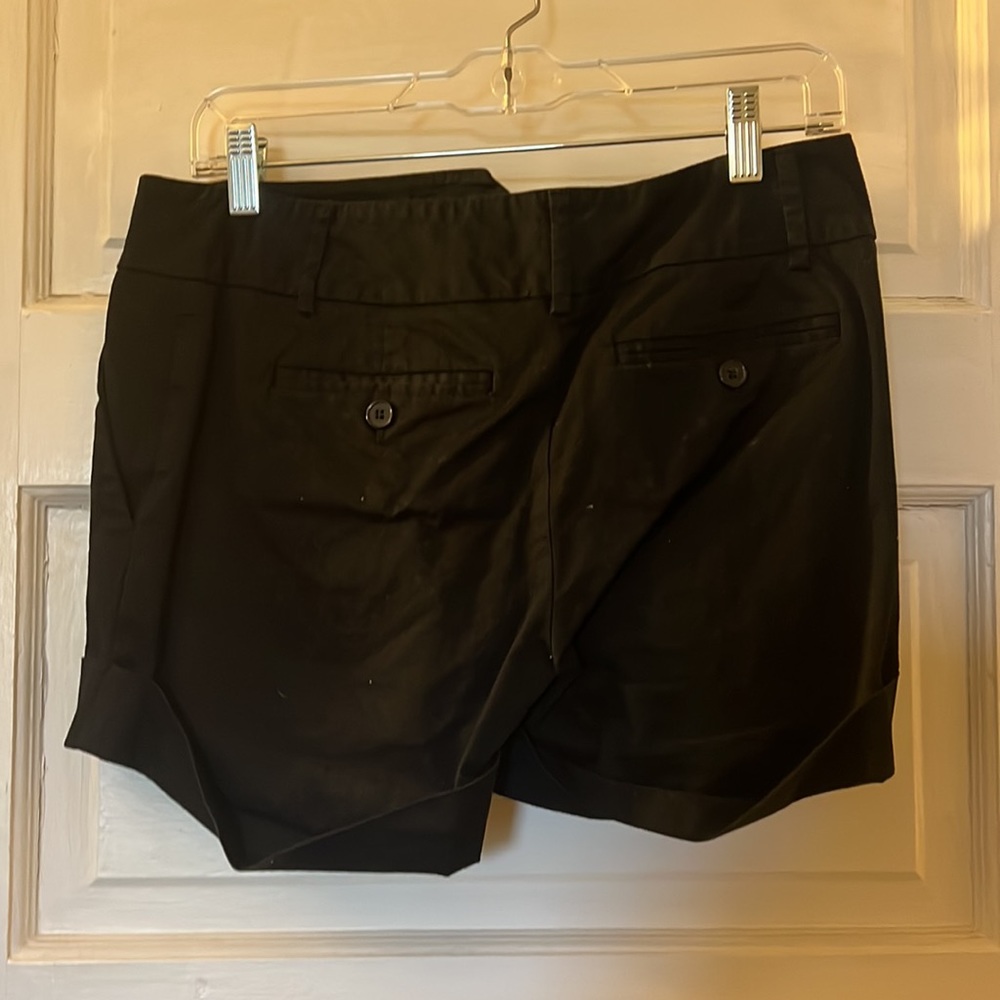 New York & Company Shorts - Picture 6 of 8